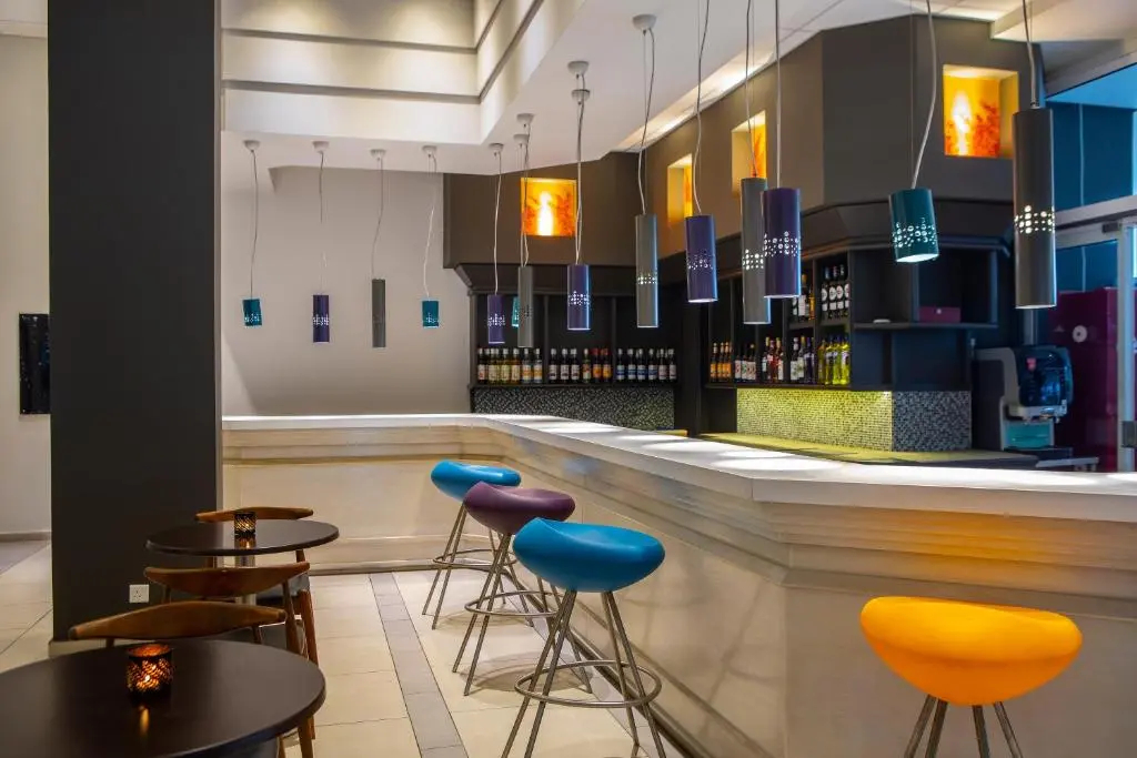 Photo - Mayfair Hotel