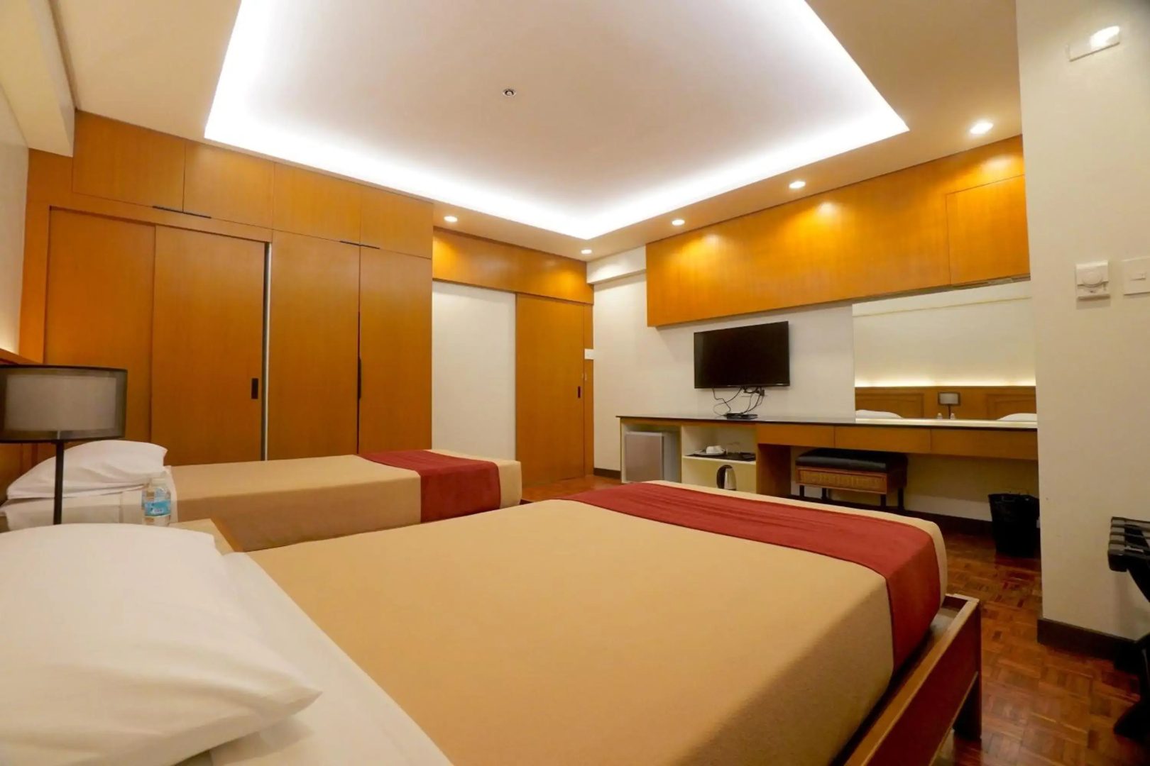 Foto - Tropicana Suites