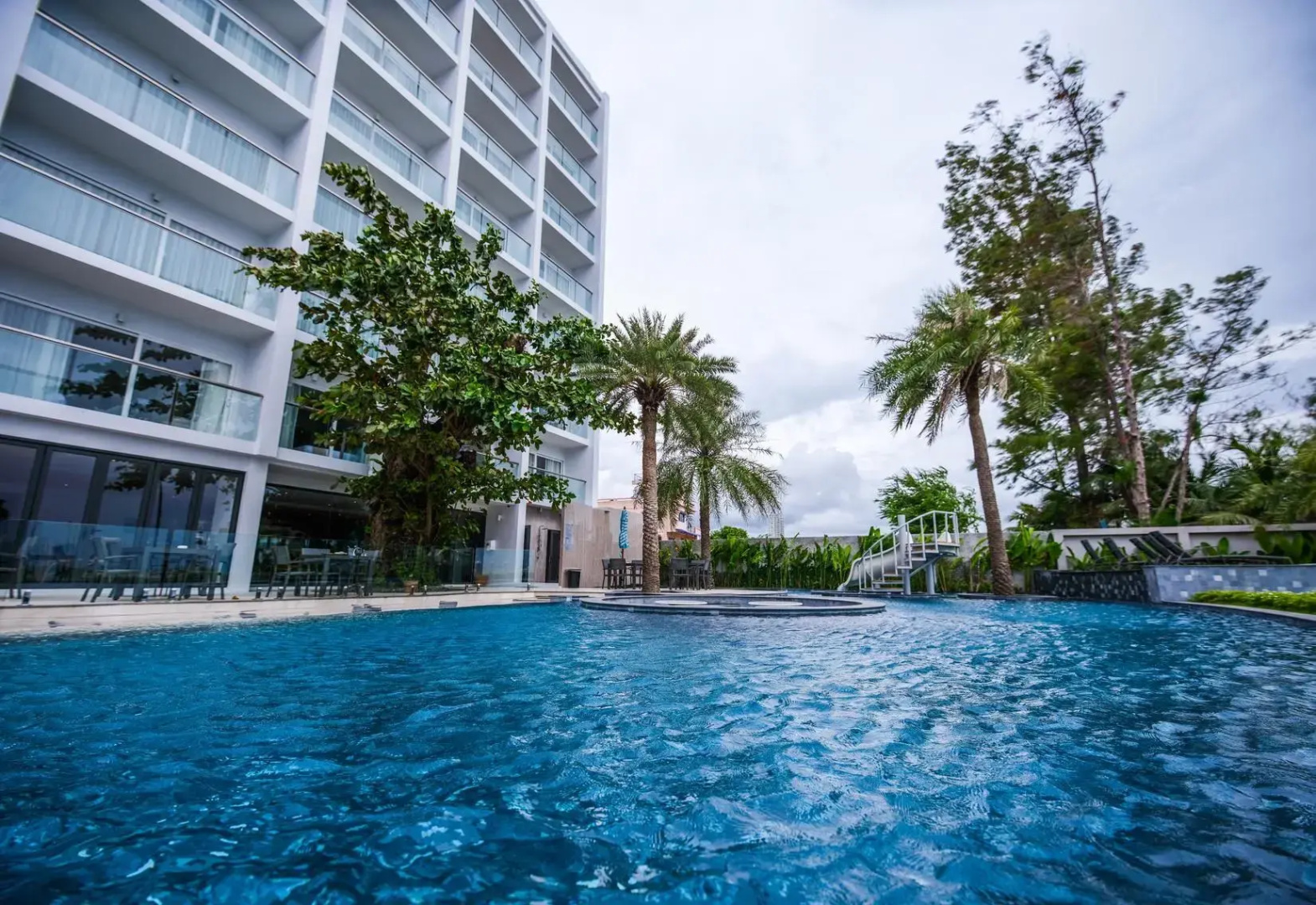 Photo - Worita Cove Hotel
