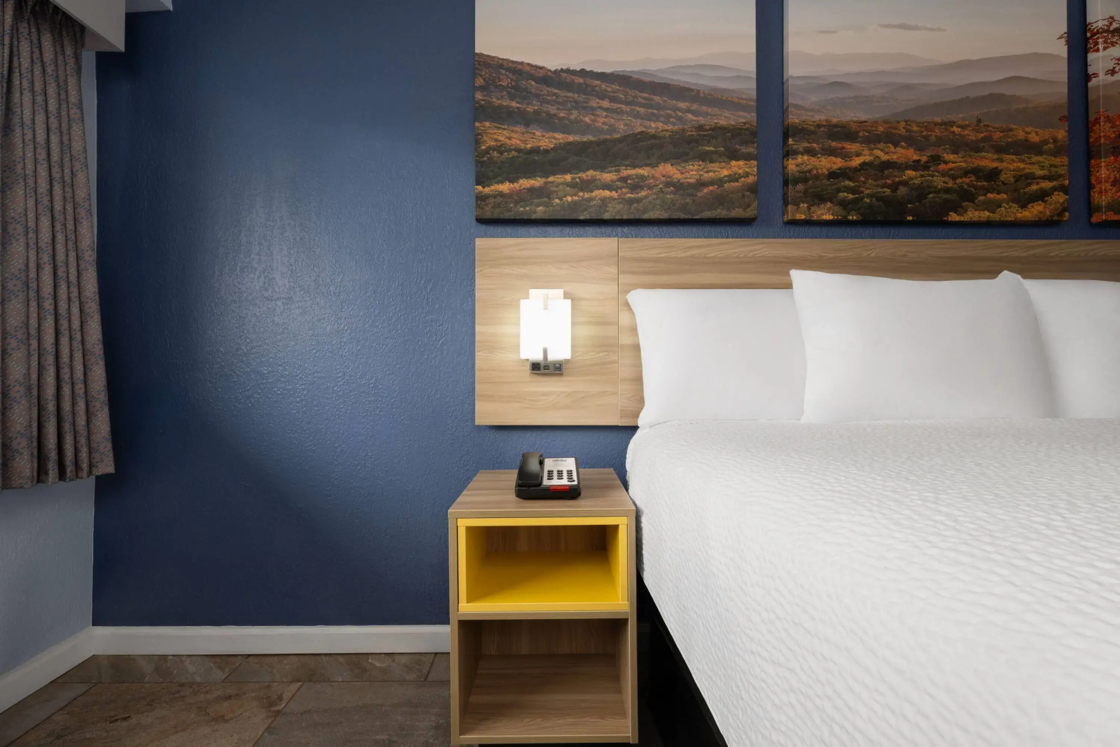 Photo - Days Inn by Wyndham Charlotte University