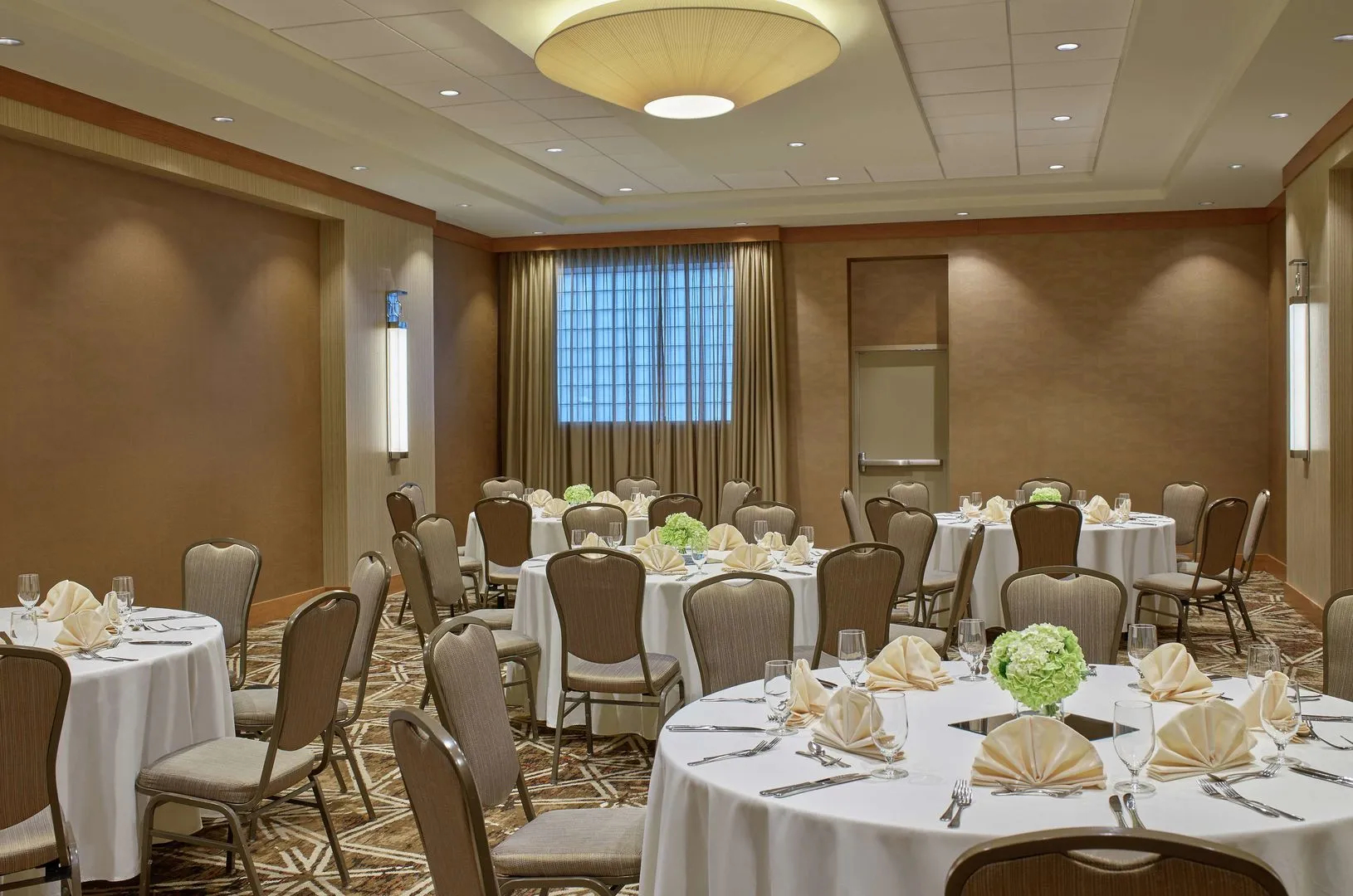 Foto - DoubleTree by Hilton Houston Intercontinental Airport