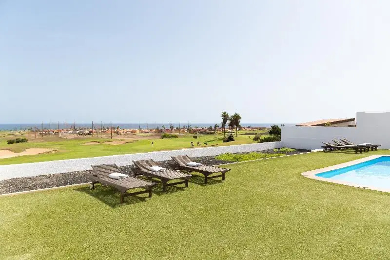 Foto - Ereza White Homes