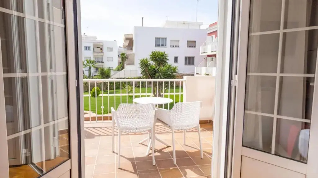 Photo - Senator Port Maó