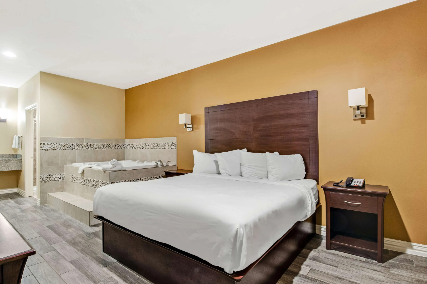 Foto - Americas Best Value Inn - FM 529