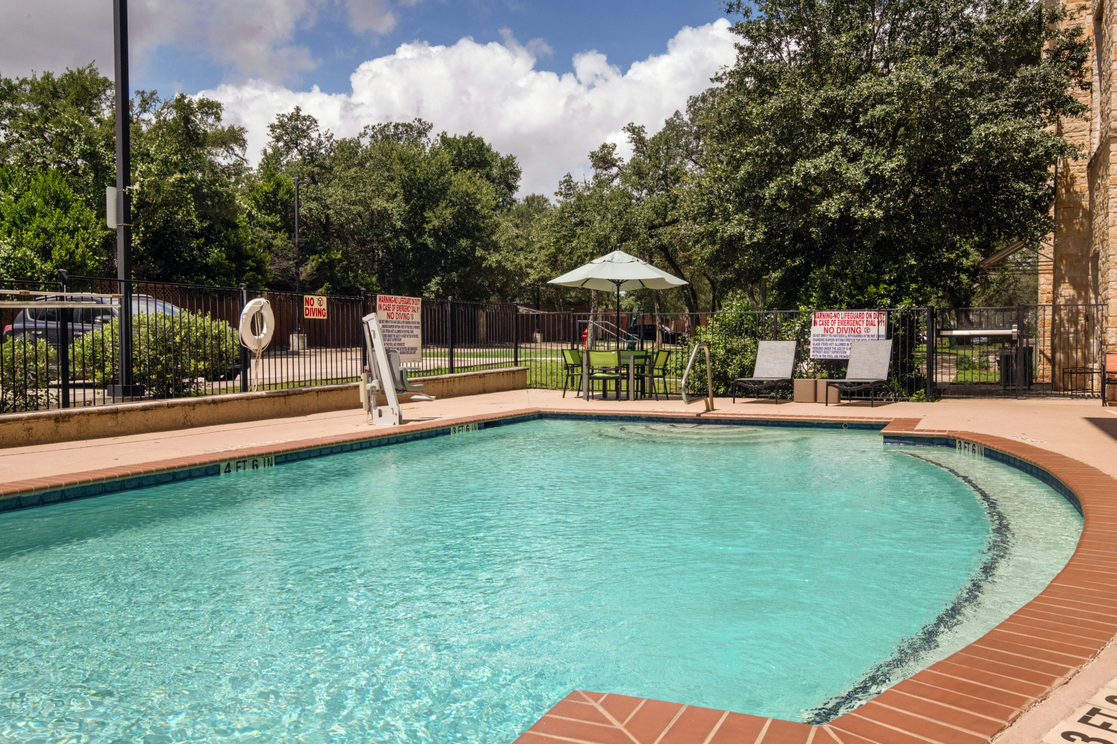 Photo - Hampton Inn Austin/Oak Hill