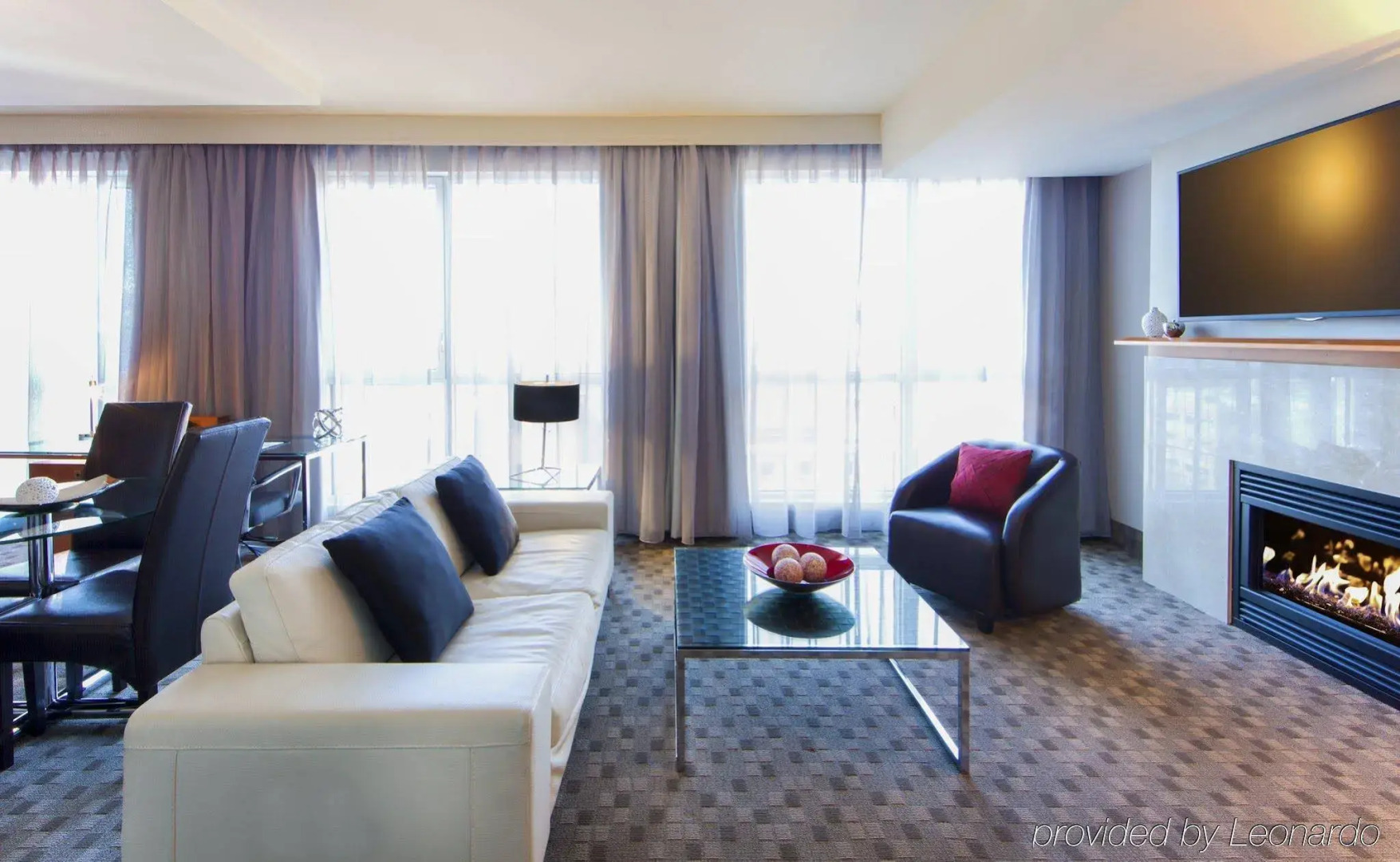 Photo - Warwick Le Crystal - Montréal