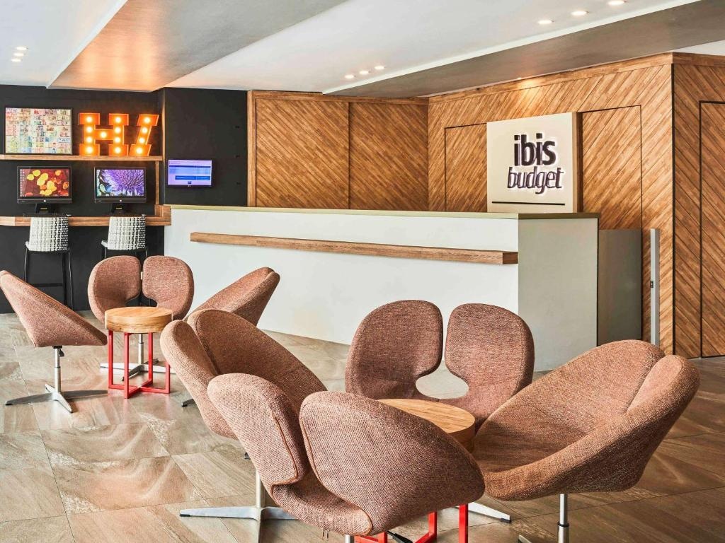 Photo - ibis budget Singapore Pearl (ex. Fragrance Hotel - Pearl)