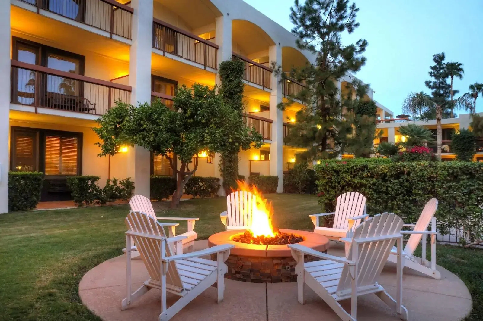 Photo - Palm Mountain Resort & Spa
