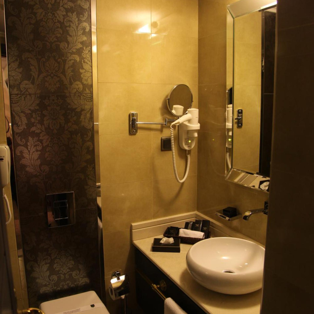 Photo - Mirilayon Hotel