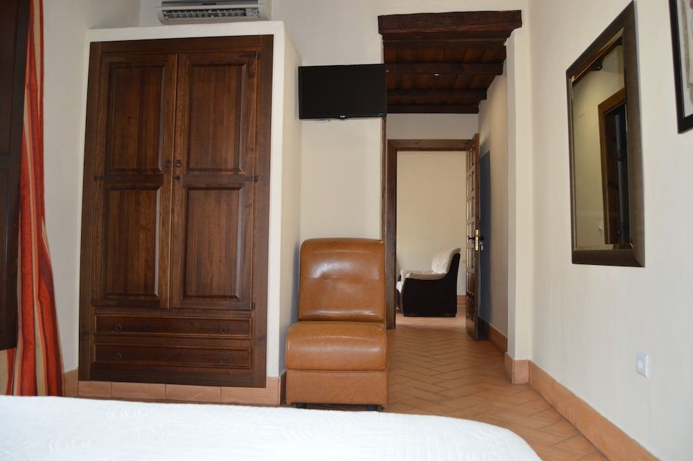 Apartamentos Turísticos Los Alisos