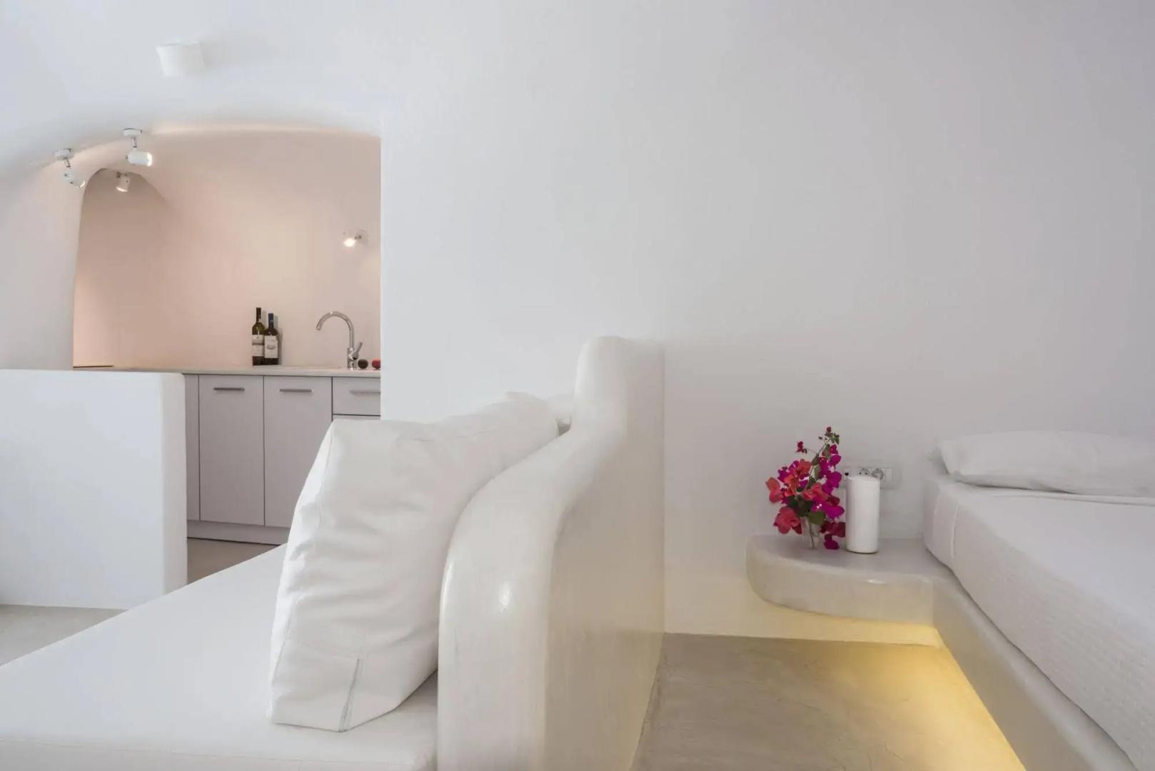 Foto - White Concept Caves