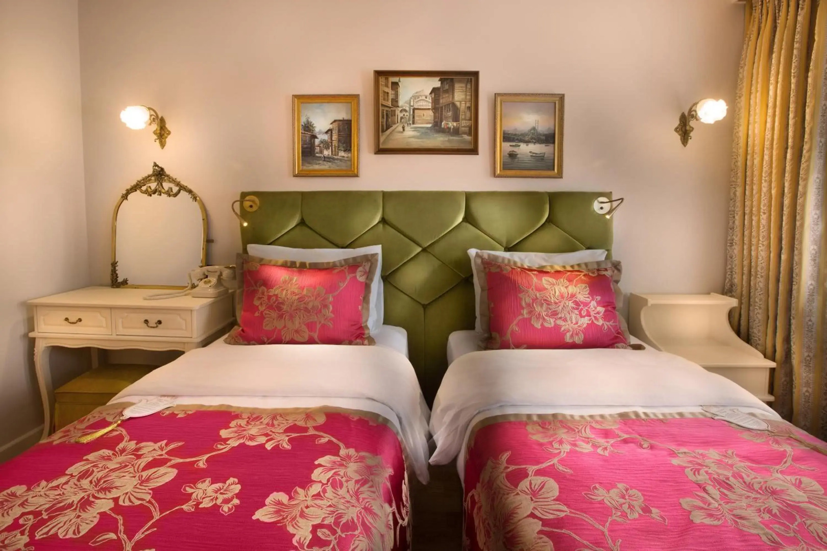 Photo - Valide Sultan Konagi