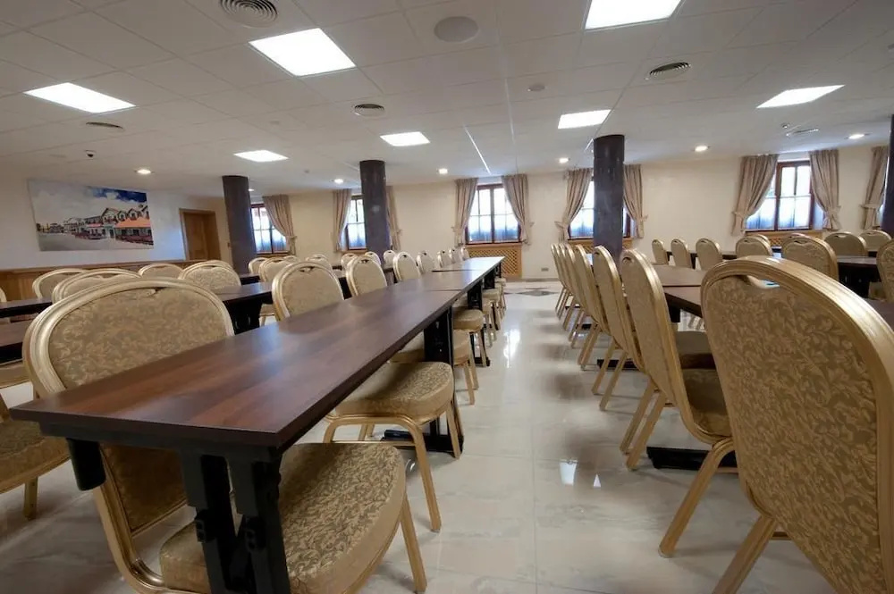 Photo - Hotel Karpatsky Dvor Lozorno