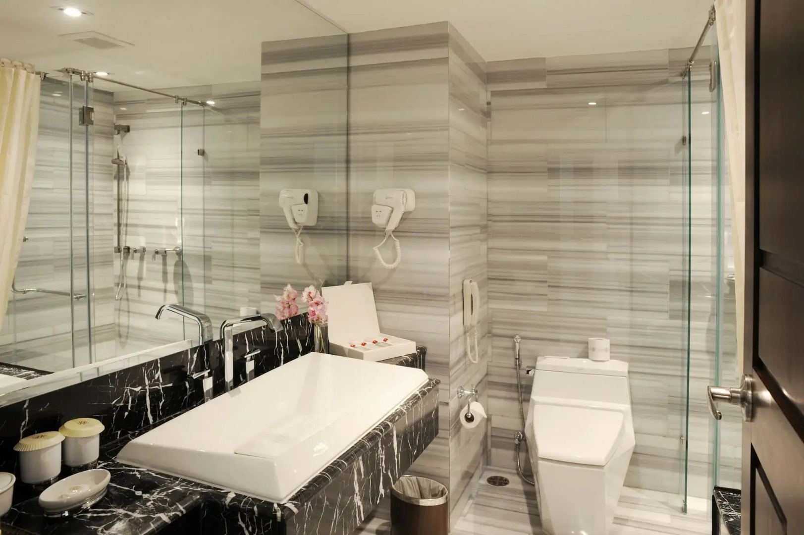 Foto - Al Meroz Hotel Bangkok - The Leading Halal Hotel