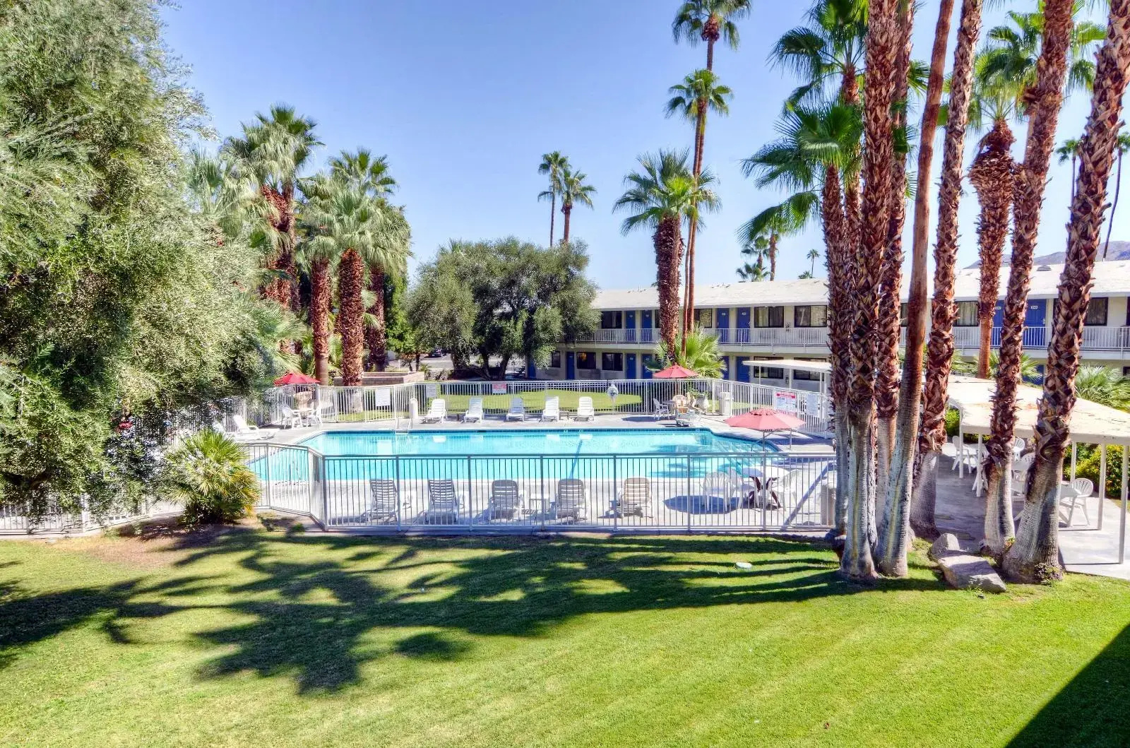 Photo - Motel 6 Palm Springs, CA - East - Palm Canyon