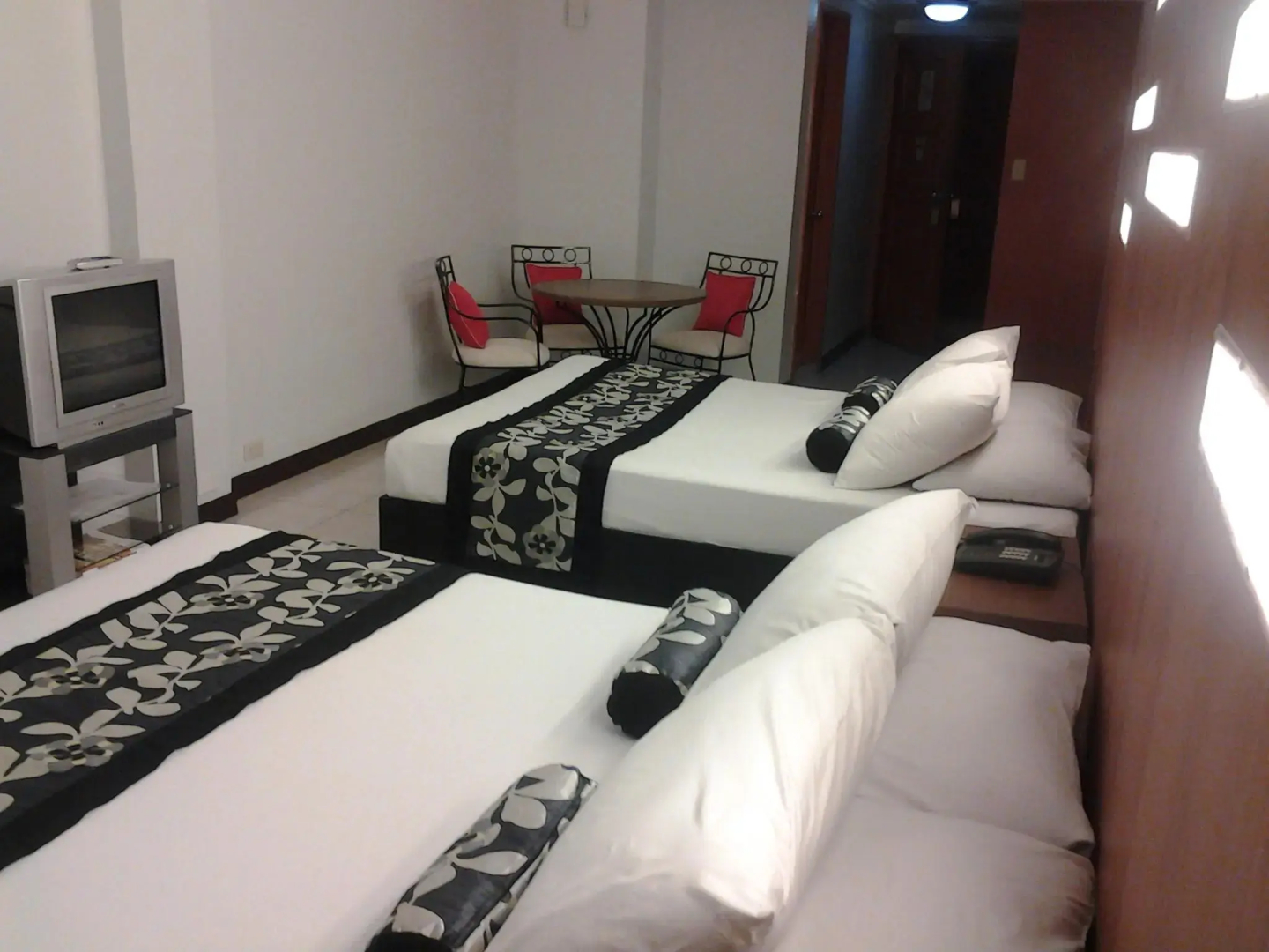 Photo - Jupiter Suites