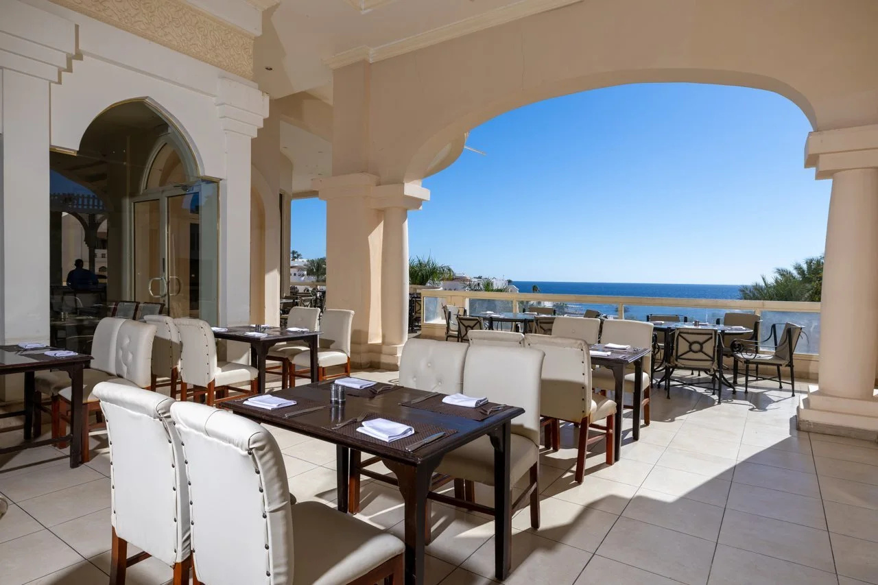 Photo - Continental Plaza Beach Resort
