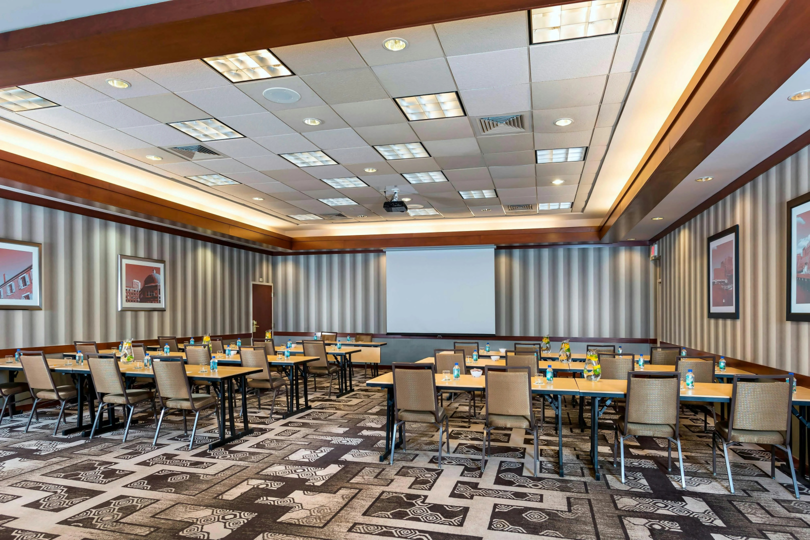 Photo - Courtyard by Marriott Woburn/Boston North