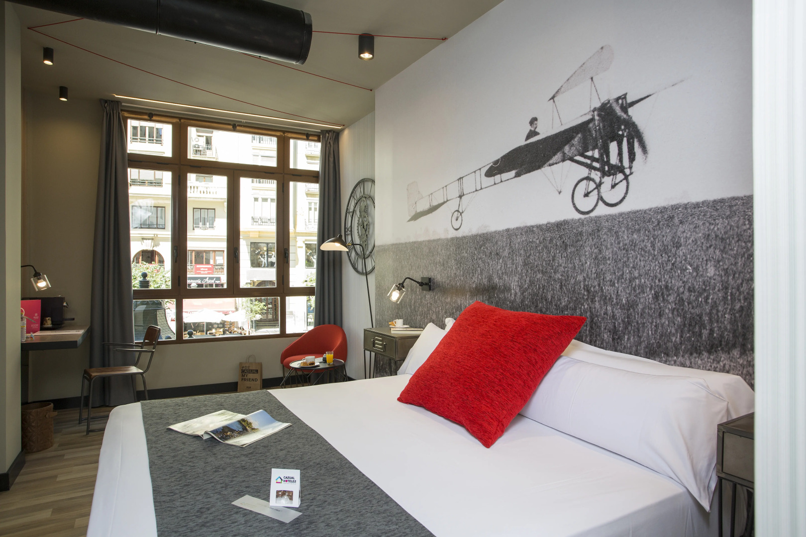 Photo - Casual Vintage Valencia