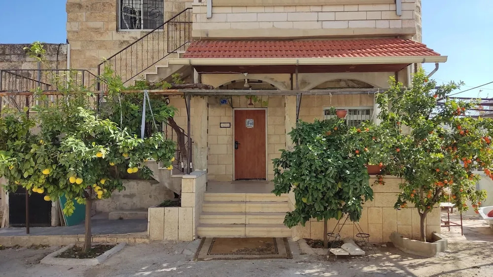 Foto - Issa's House