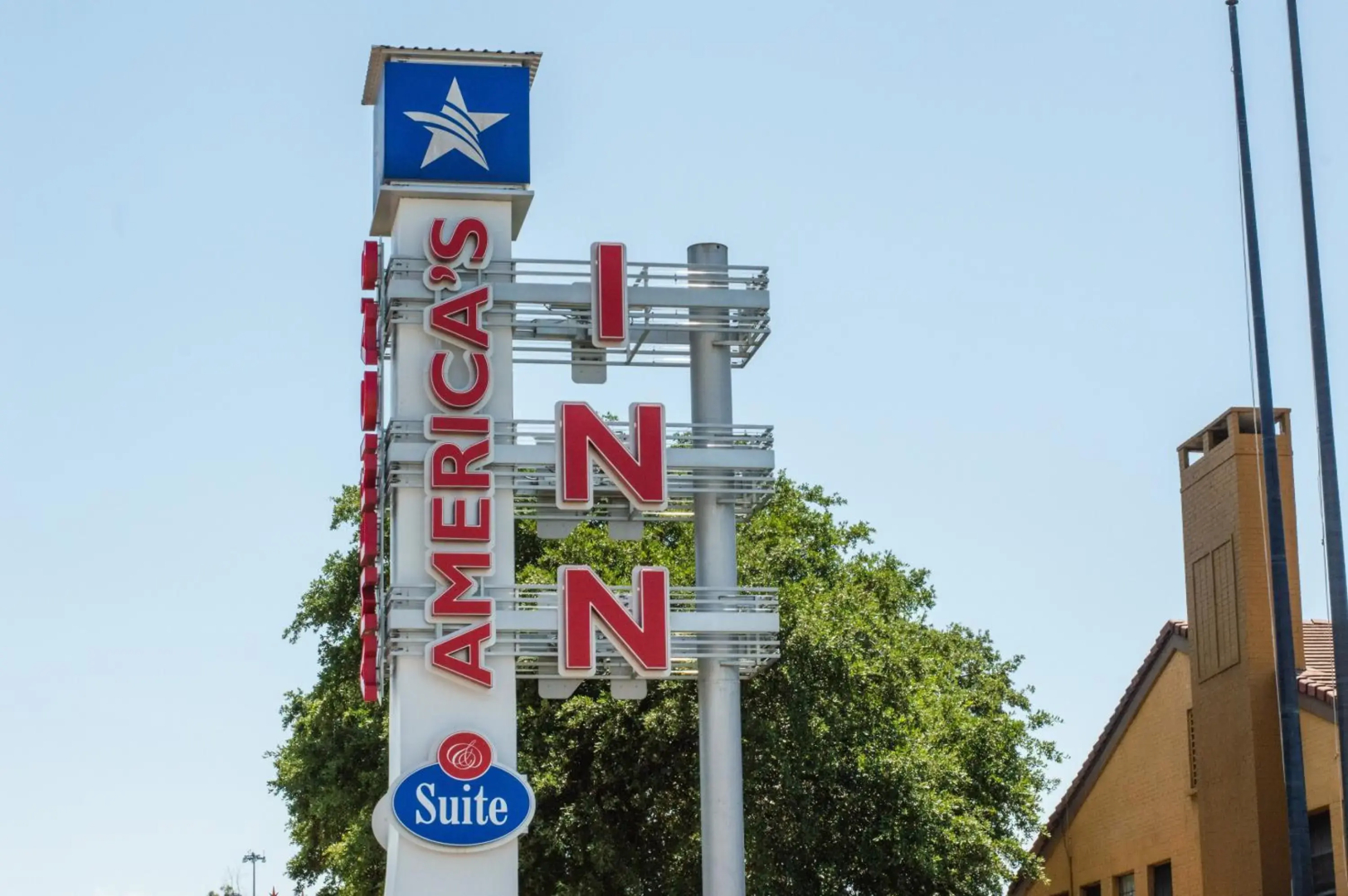 Photo - America's Inn Houston/Stafford /Sugarland