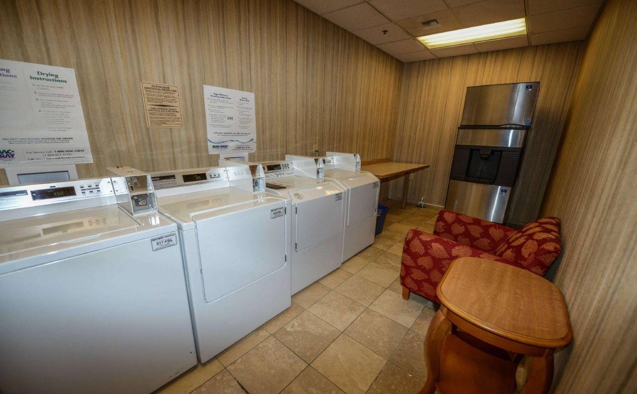Photo - Hampton Inn & Suites Bremerton