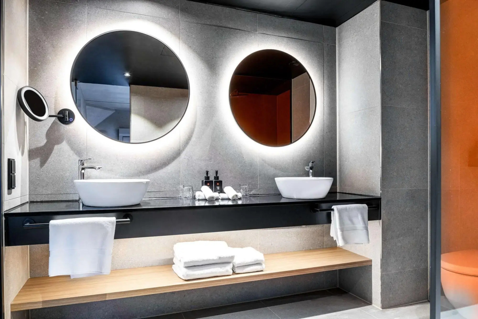 Photo - Radisson RED Hotel, Vienna