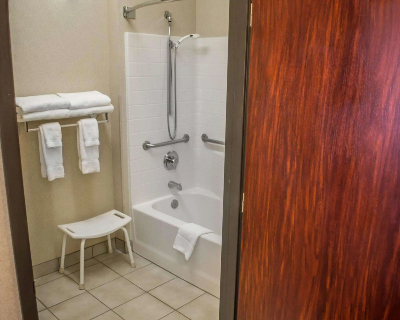 Foto - Comfort Suites Portland Southwest