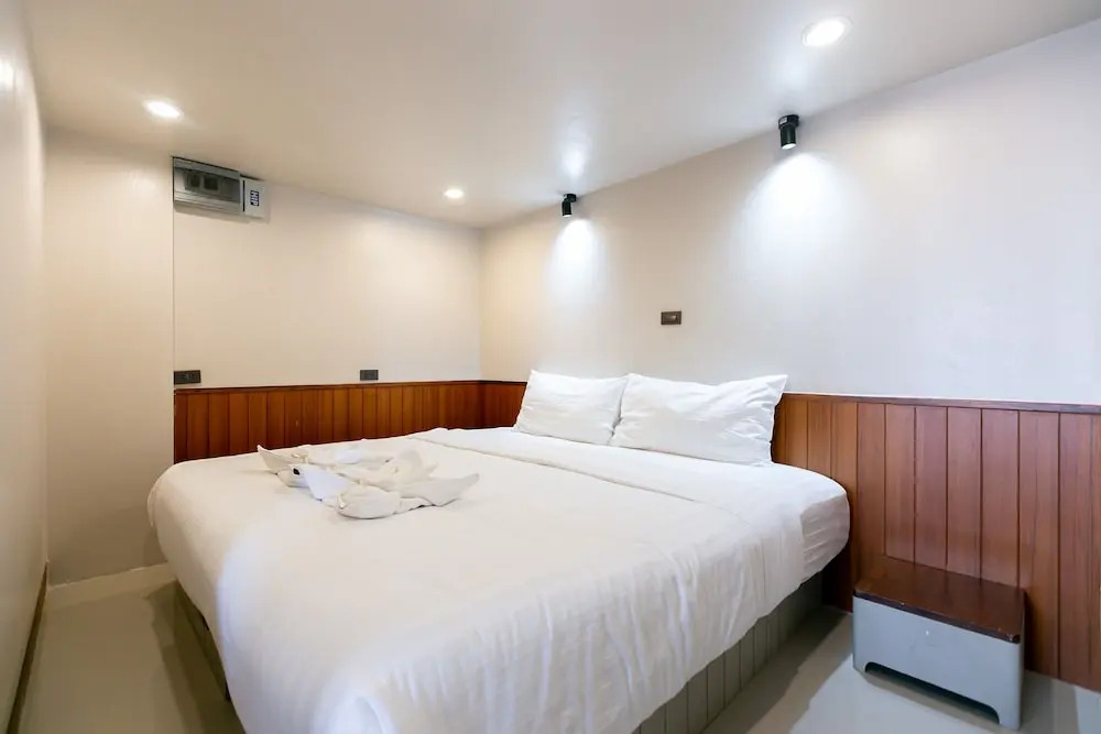 Photo - A Room Bangkok Sathorn