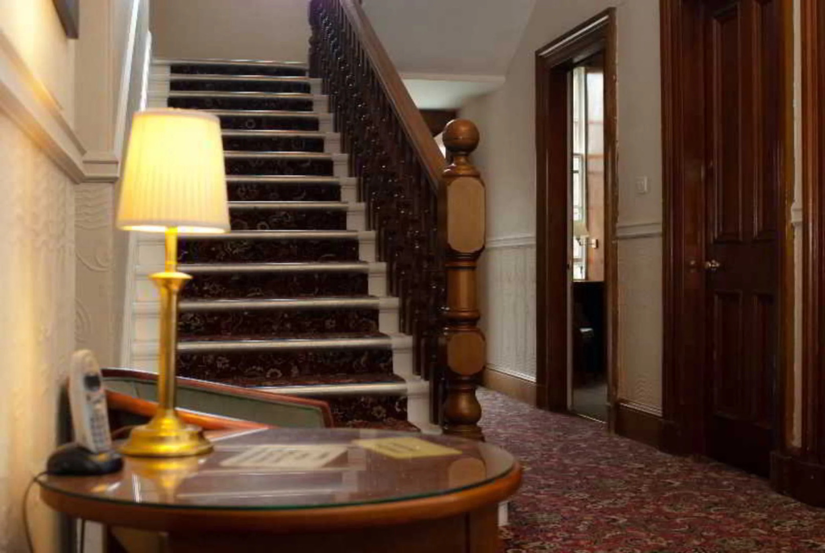 Foto - Edinburgh House Hotel