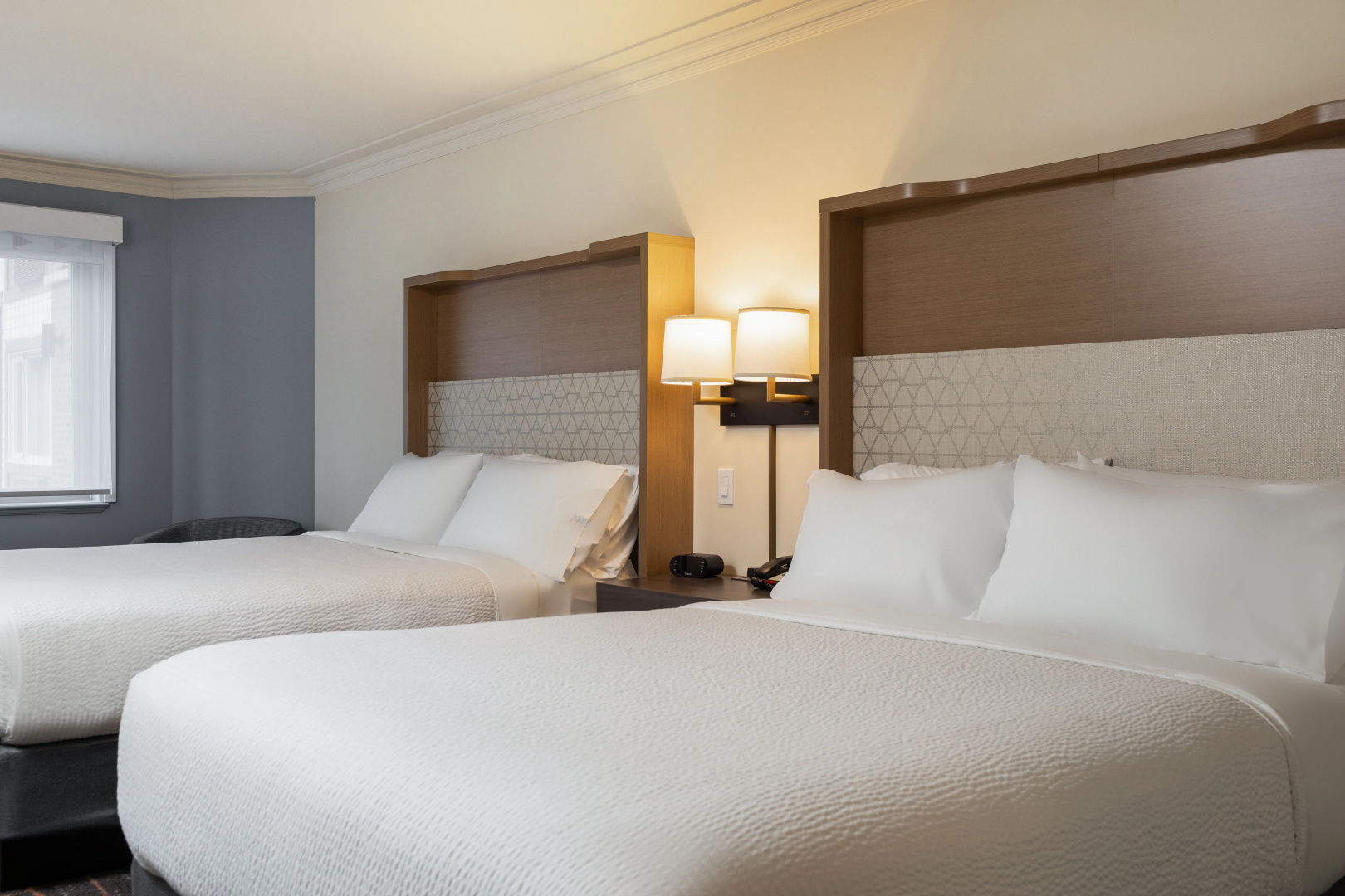 Photo - Holiday Inn Victoria Elk Lake by IHG