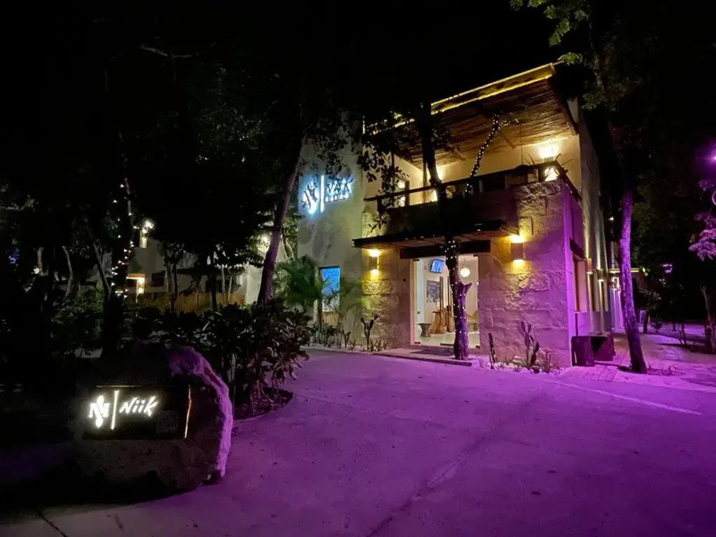 Photo - Niik Tulum