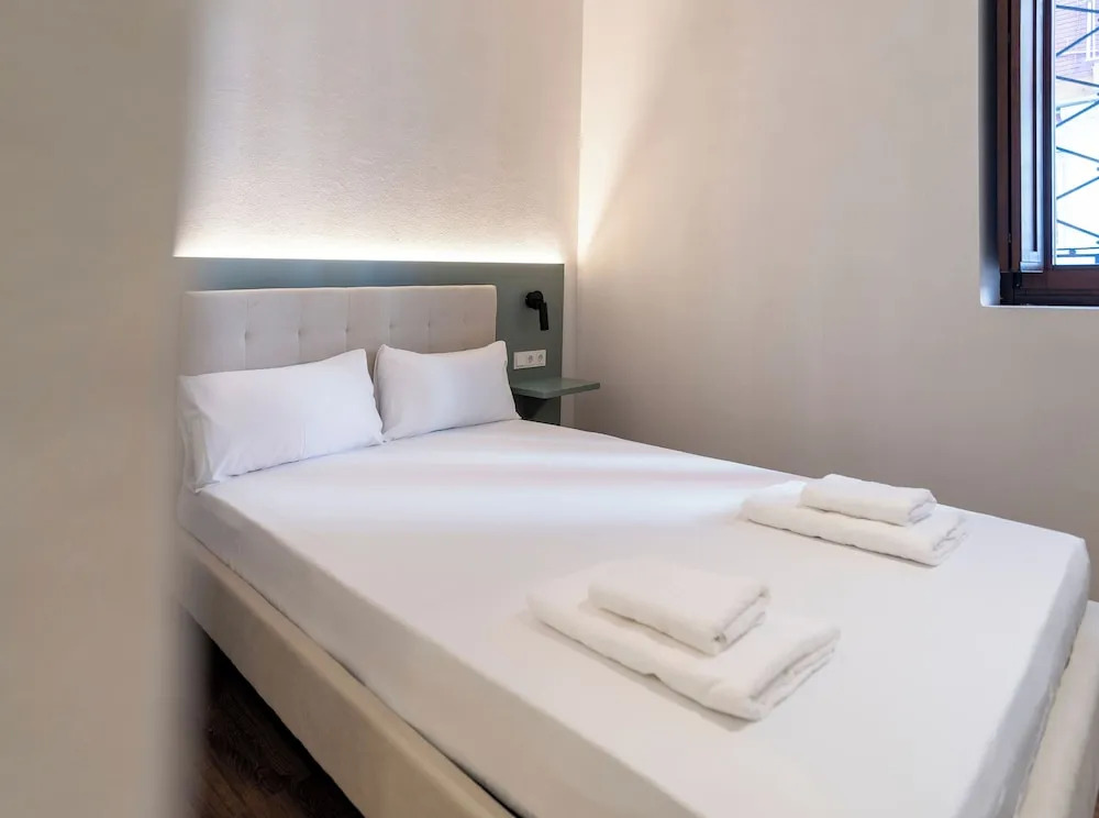 Foto - VLC HOST - Reina 168