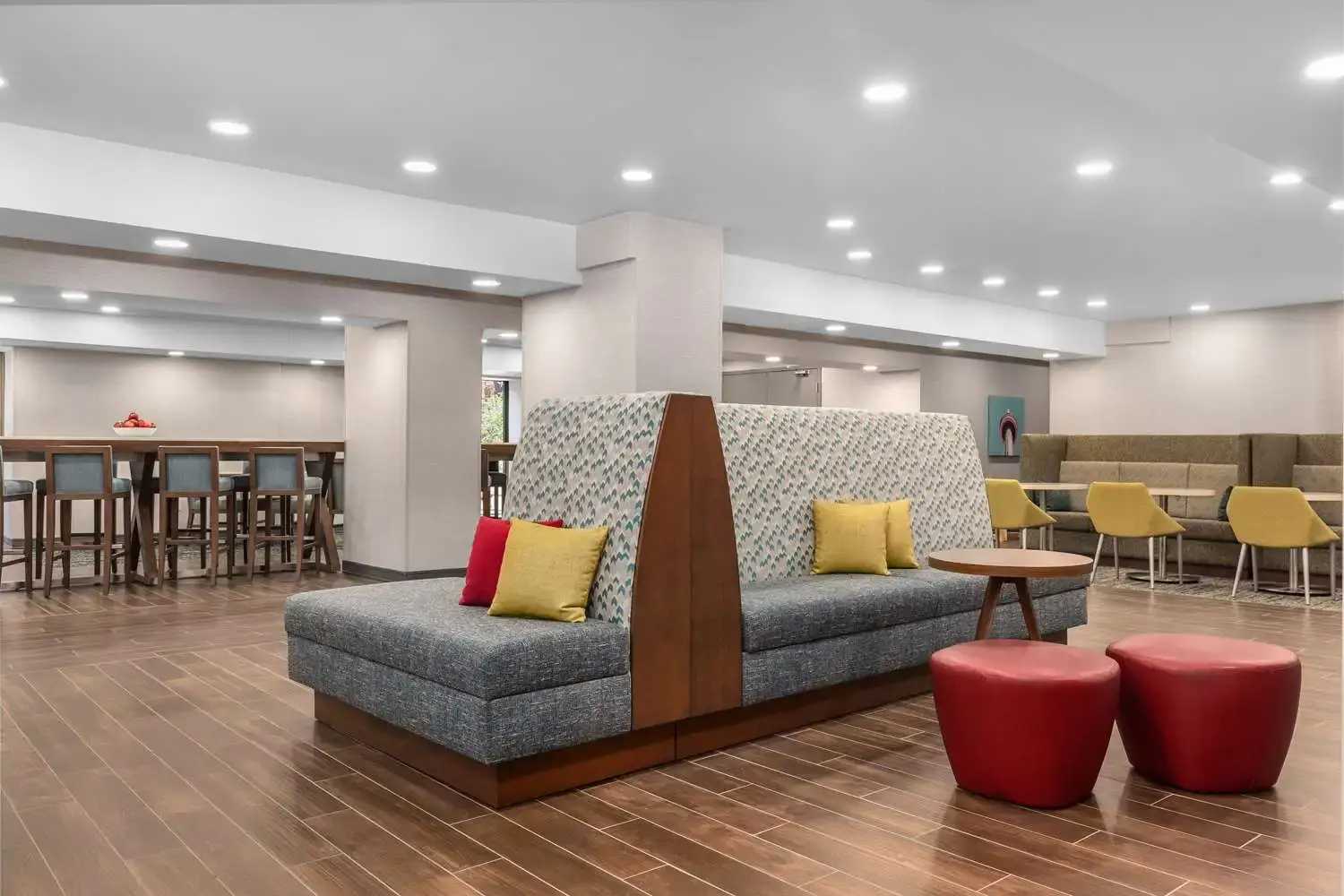Photo - Hampton Inn & Suites by Hilton Toronto Downtown