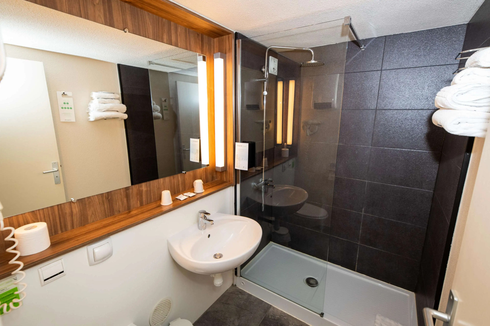 Photo - Campanile Narbonne A9/A61