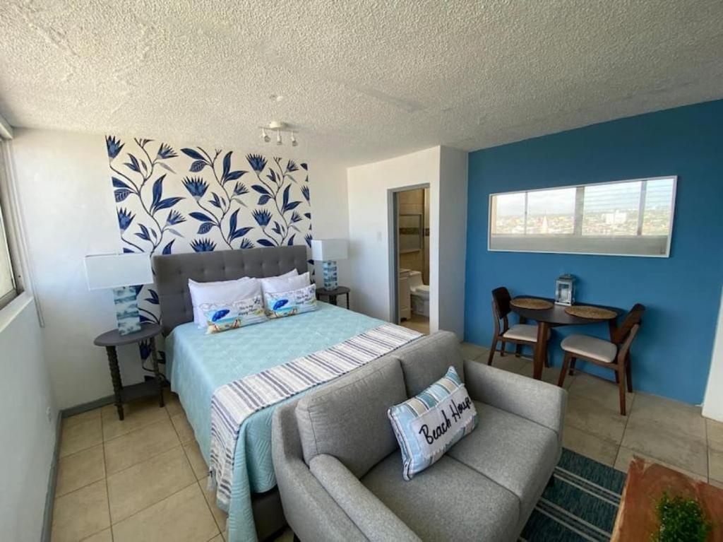 KASA Bella Vista Condado Apartment for 2