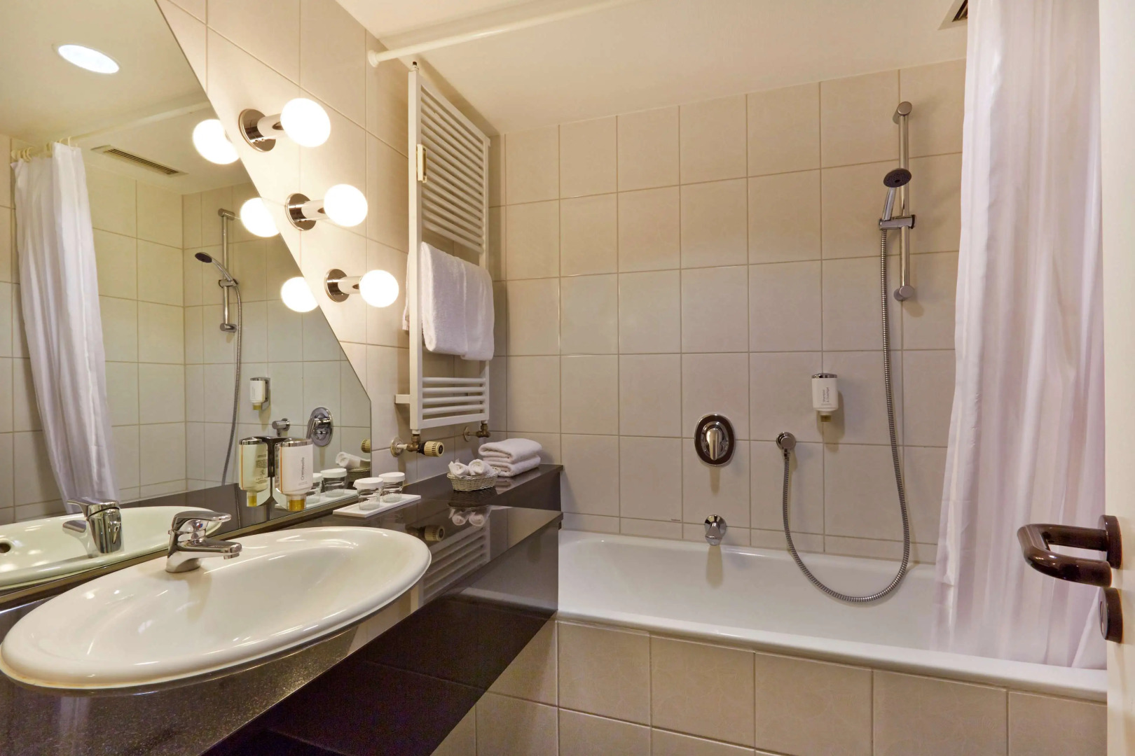 Foto - H+ Hotel Bremen