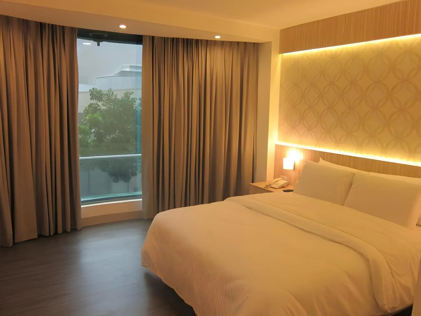 Photo - The Charter House