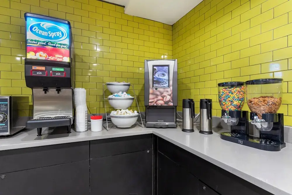 Foto - Red Roof PLUS Brooklyn - Flatbush Ave