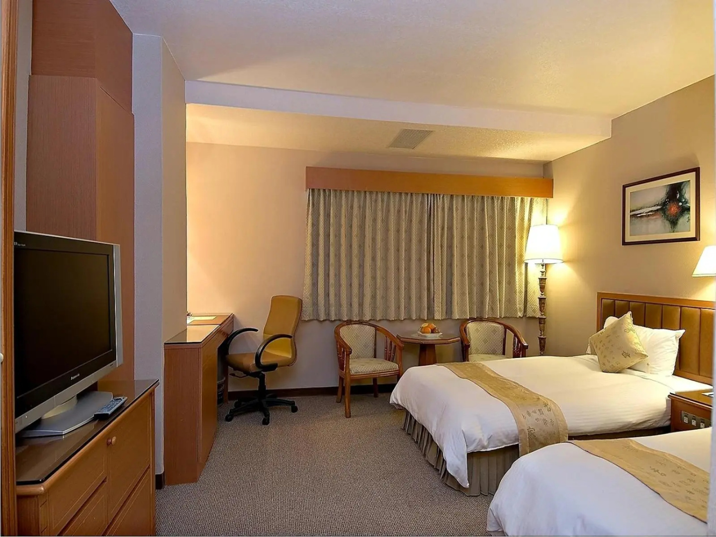Foto - First Hotel