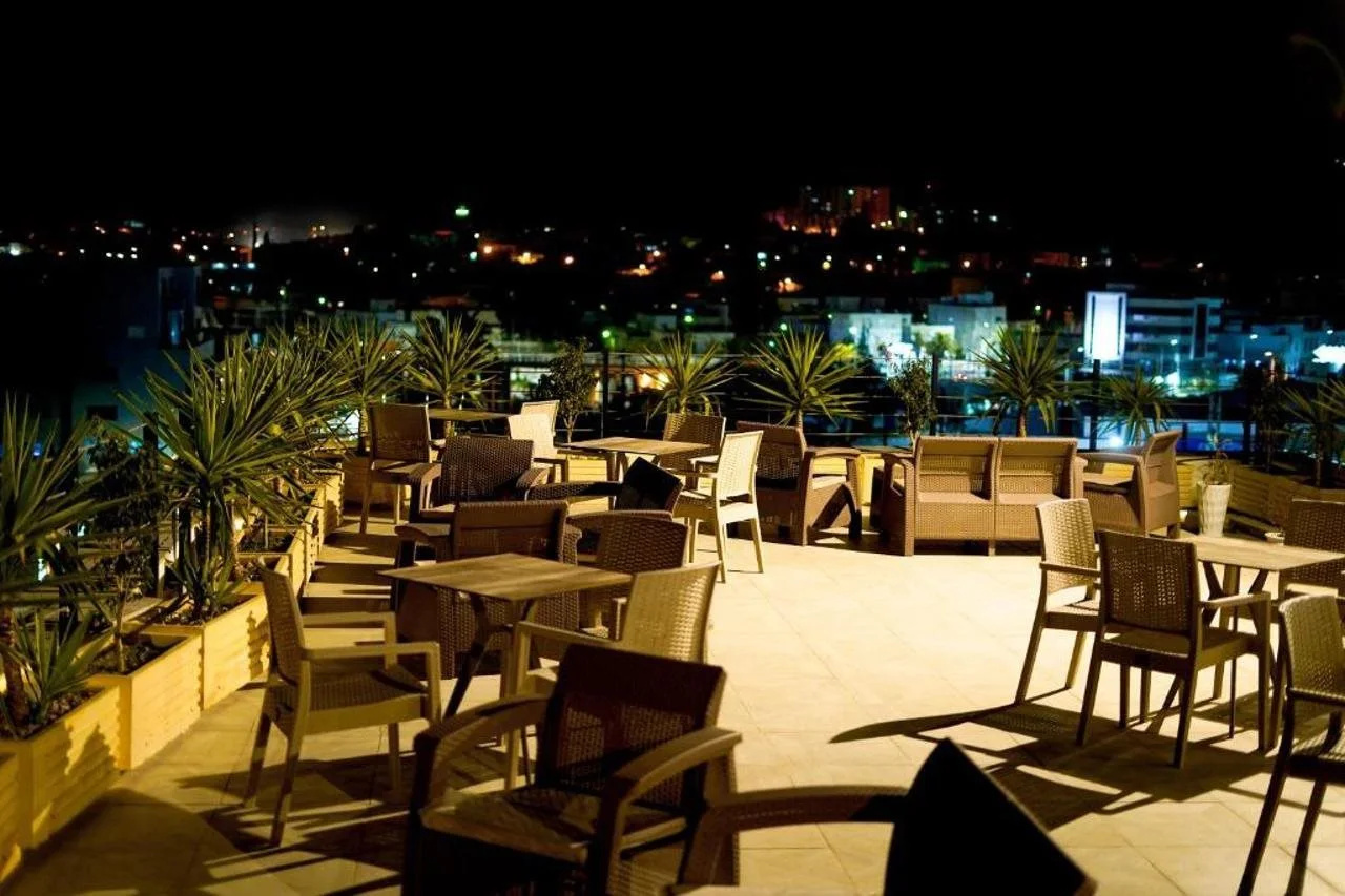 Foto - Hôtel Lescure Business and SPA