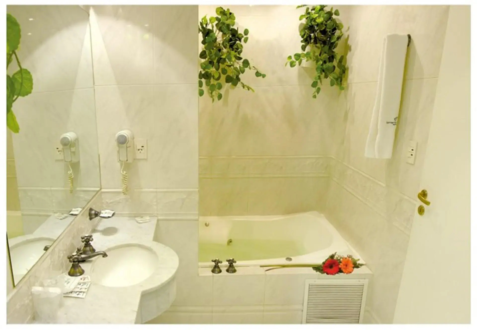 Photo - Sarmiento Palace Hotel