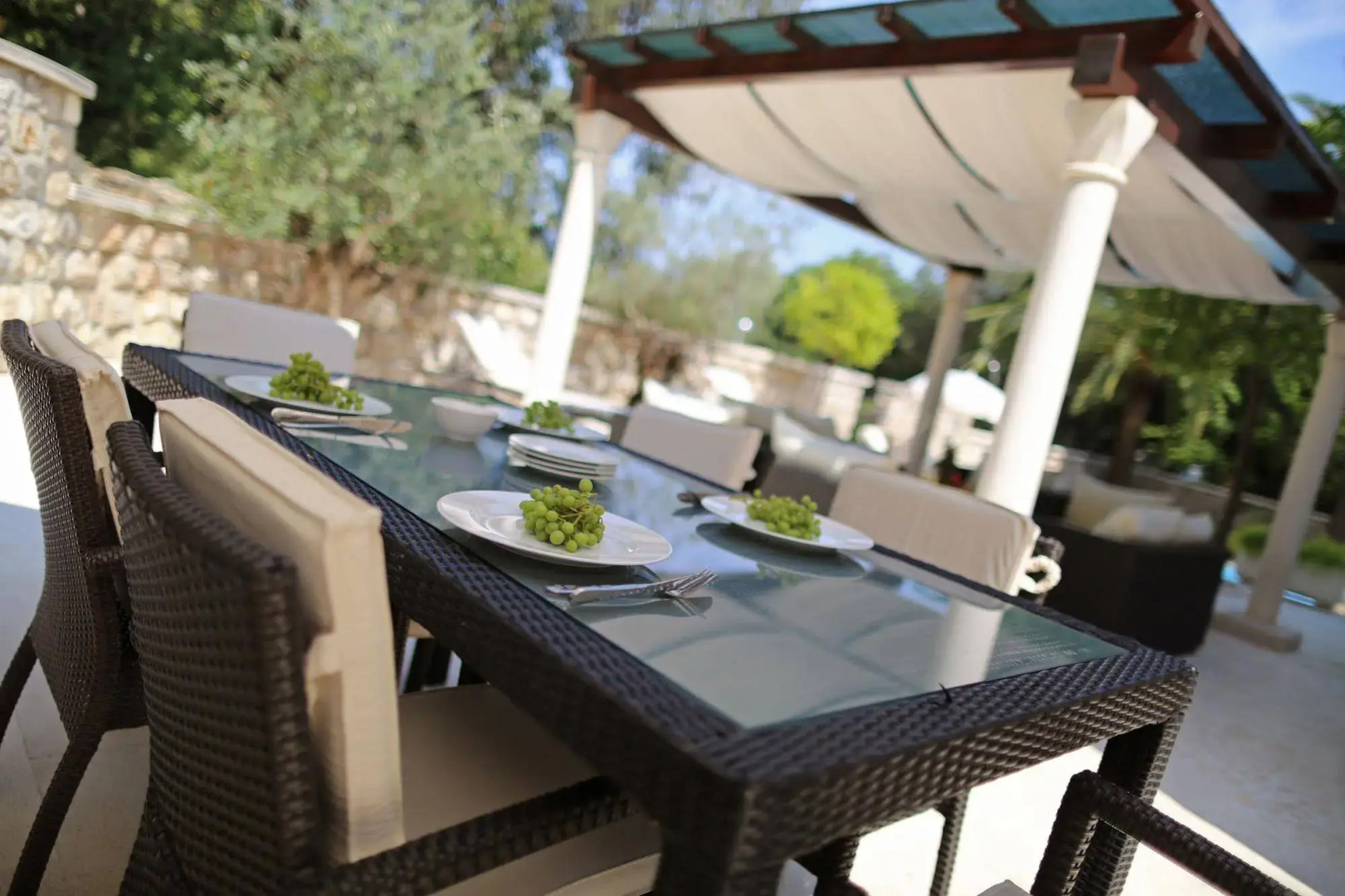 Foto - City Beach Villa with Pool and Sea View