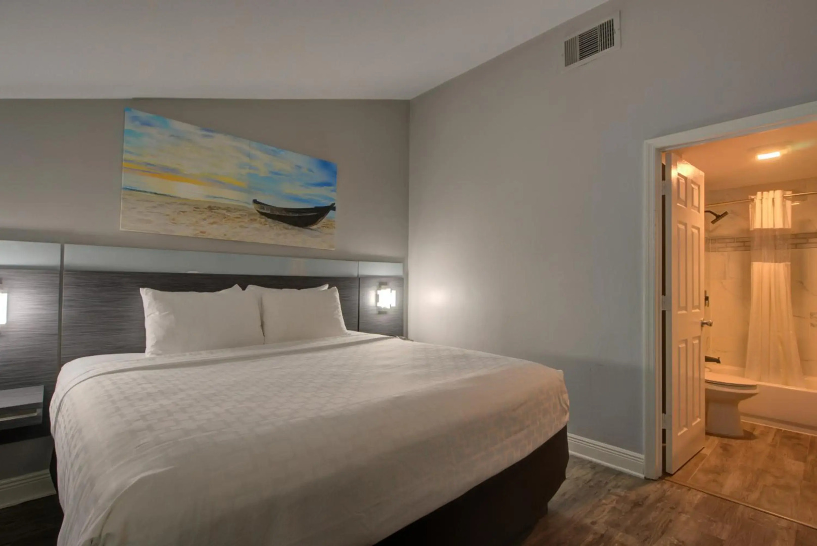 Foto - Clarion Pointe Tampa-Brandon Near Fairgrounds and Casino