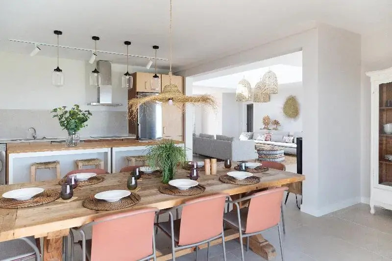 Foto - Ereza White Homes