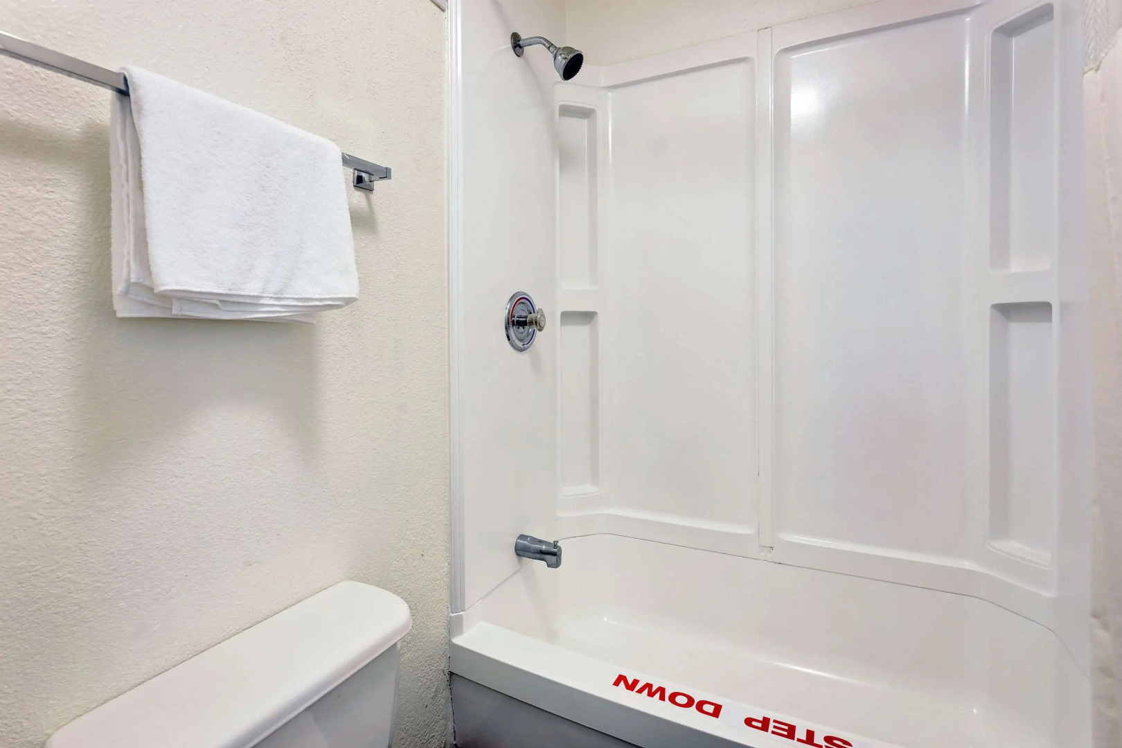 Foto - Travelodge by Wyndham College Park