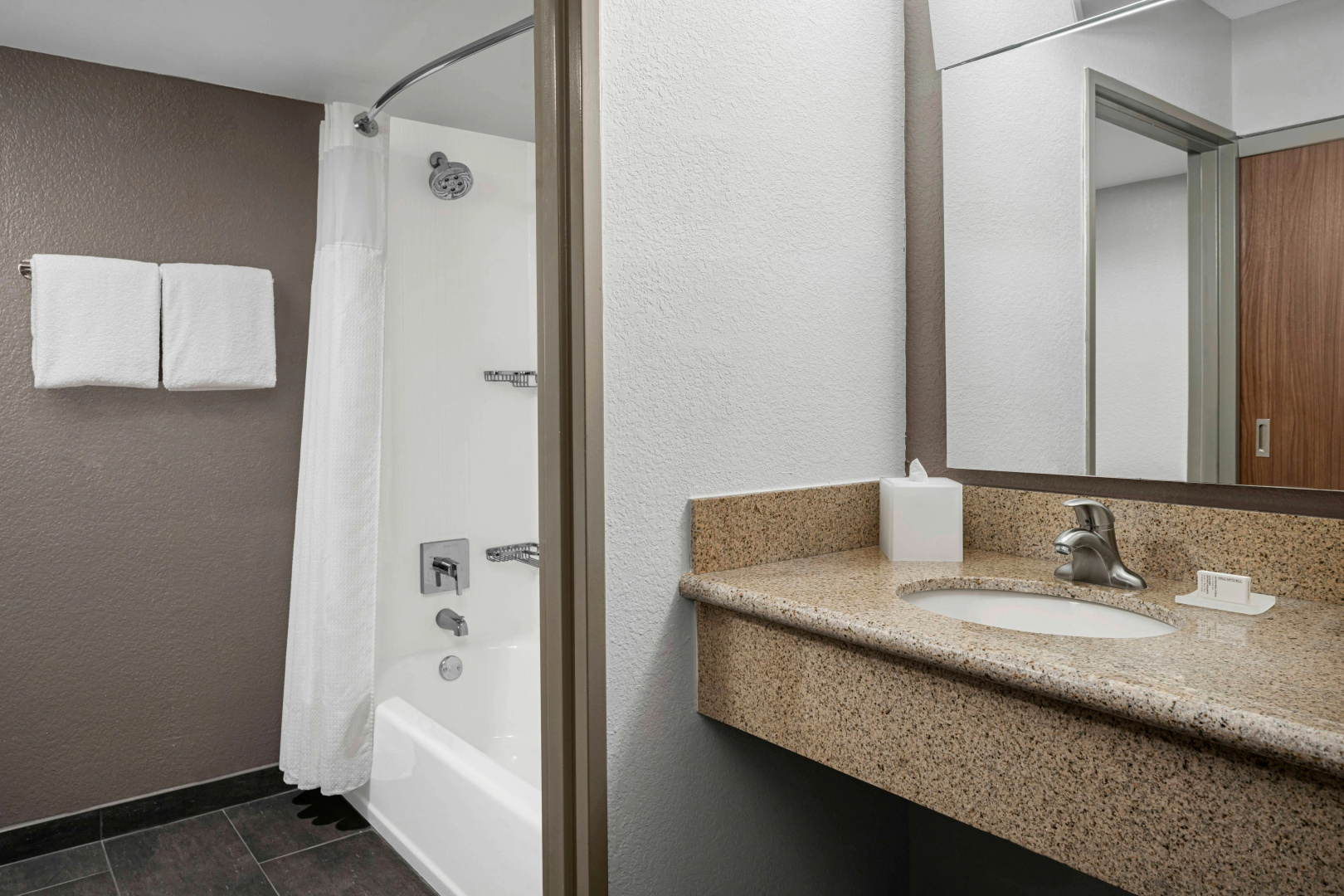 Foto - Courtyard by Marriott Jacksonville Butler Boulevard