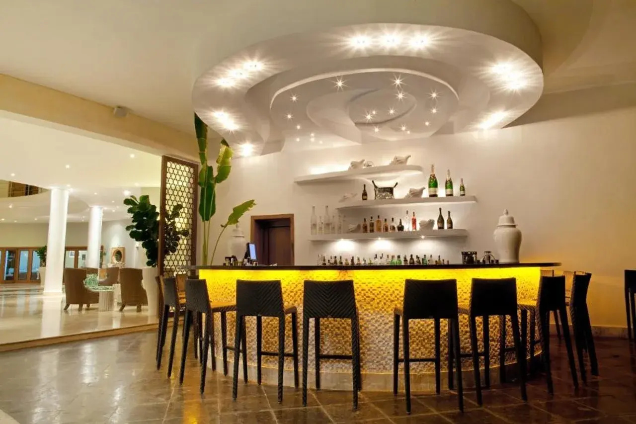 Photo - The Bannister Hotel & Yacht Club