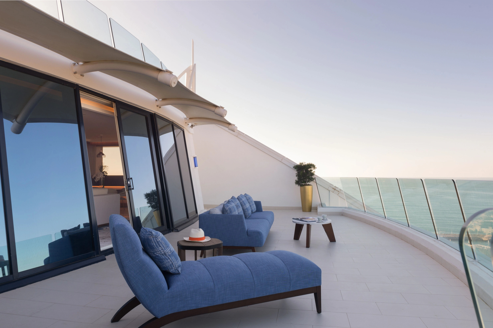 Photo - Jumeirah Beach Hotel Dubai