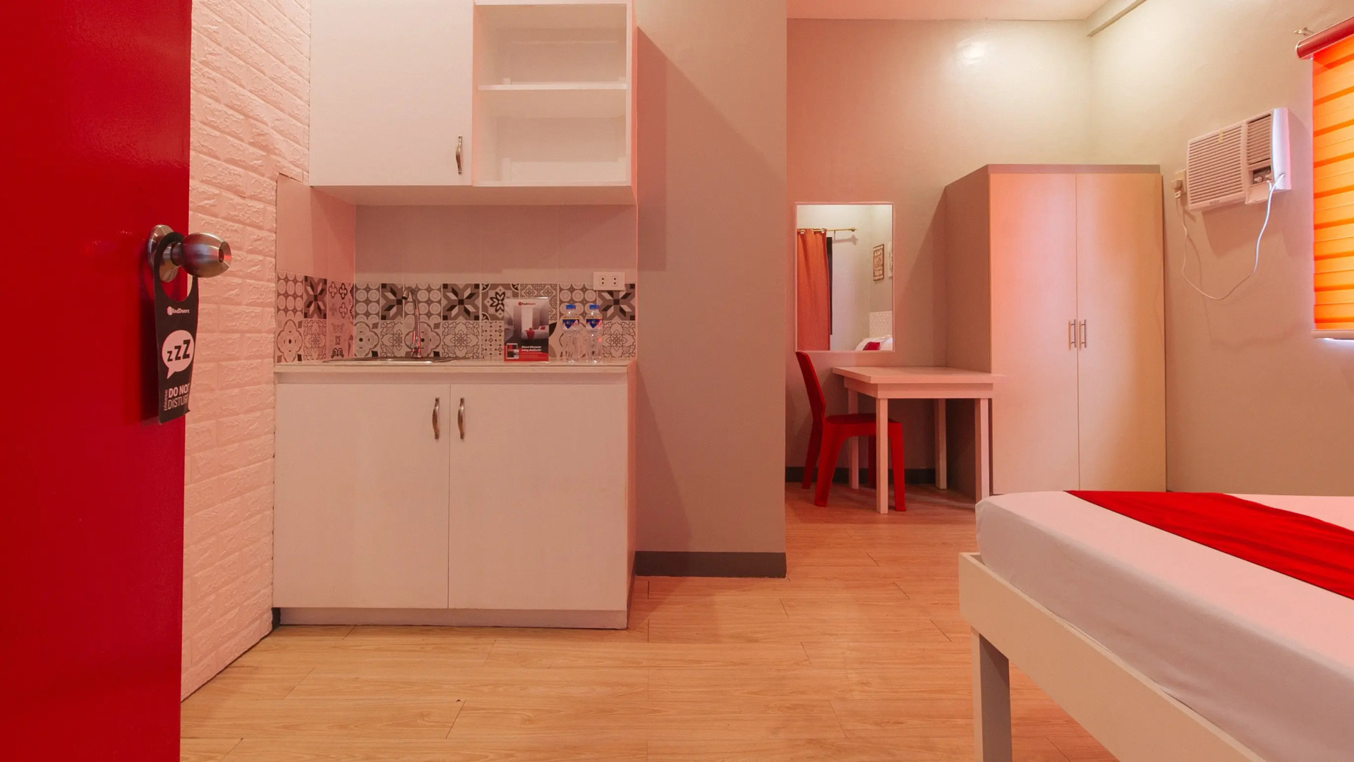 Foto - RedDoorz near Christ the King Medical Center